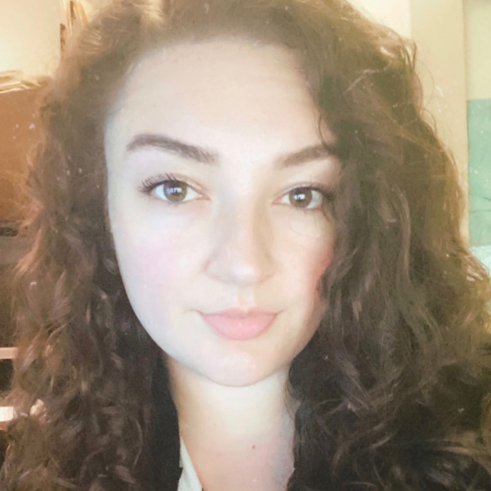 Meet your Posher, Gabriella